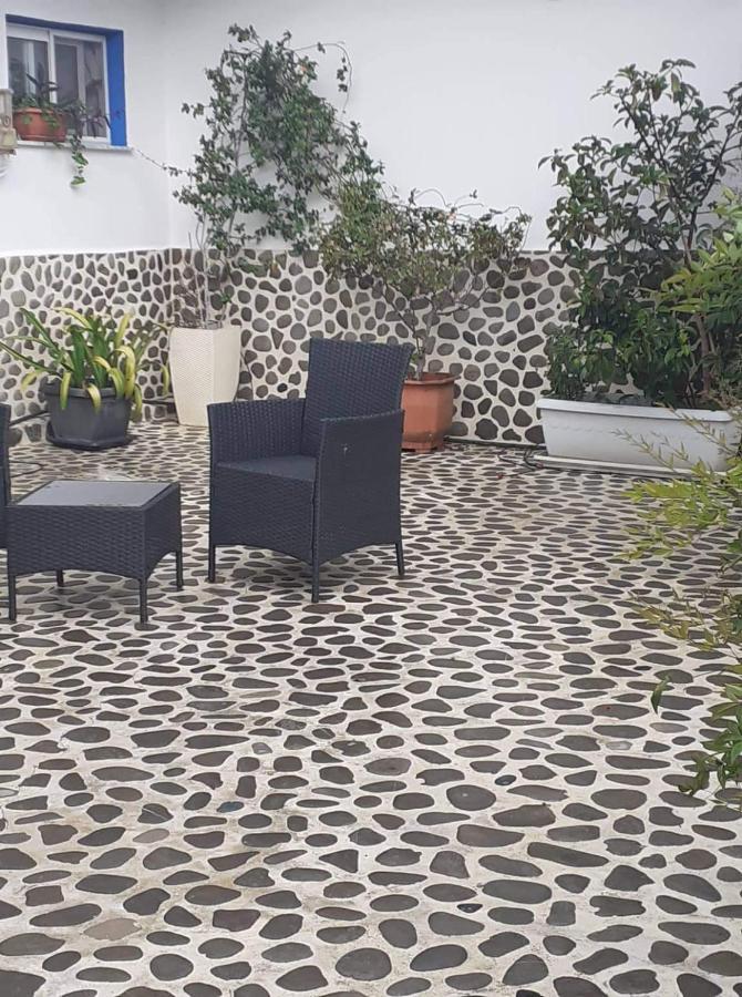 Guest House Krishen Permet Exterior photo