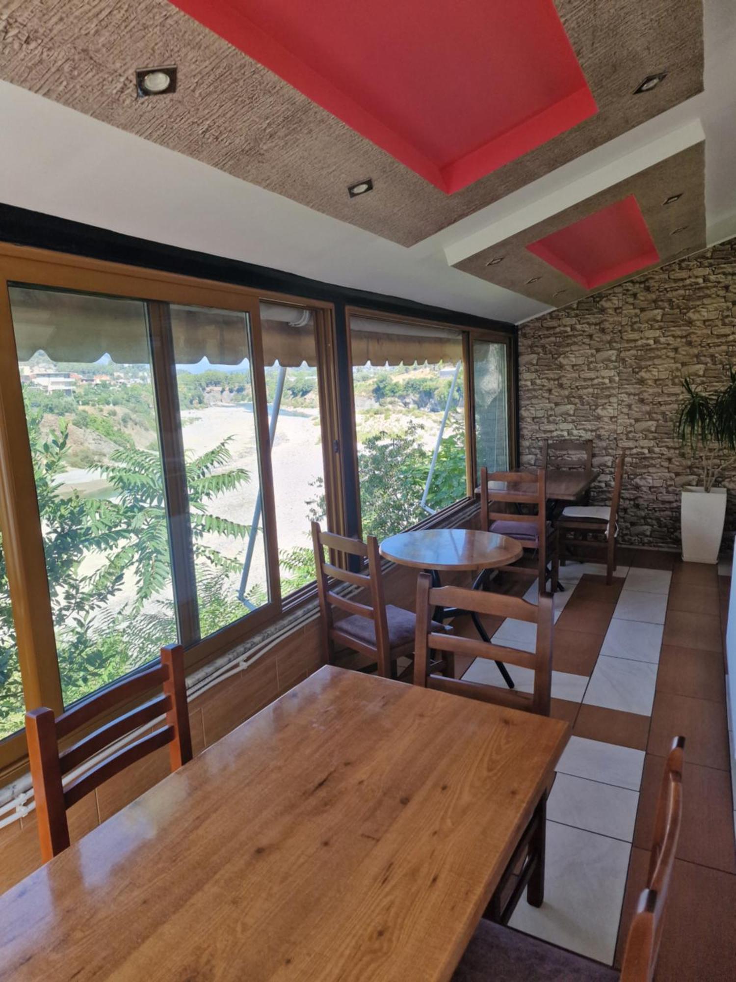Guest House Krishen Permet Exterior photo
